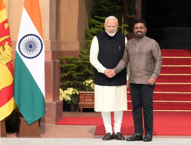 ඉන්දීය අගමැති නරේන්ද්‍ර මෝදී මෙම වසරේදී ශ්‍රී ලංකාවේ සංචාරය කිරීමට නියමිත බව සඳහන් 