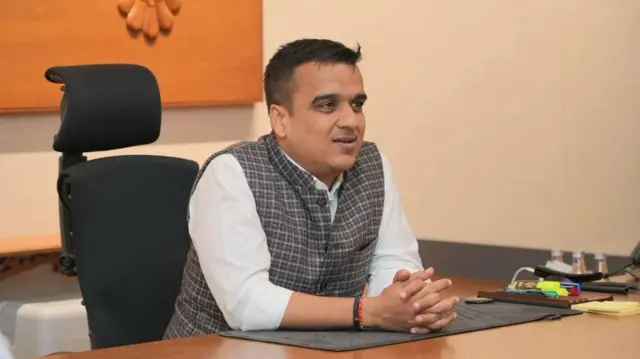 હર્ષ સંઘવી