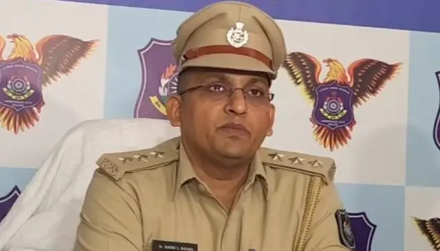 બીબીસી ગુજરાતી અમદાવાદ પોલીસ બોગસ સિમ કાર્ડ ક્રિકેટ સટ્ટો ક્રાઈમ મોબાઈલ ડિજિટલ ઍરેસ્ટ