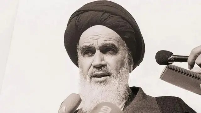 آیت اللہ روح اللہ خمینی 