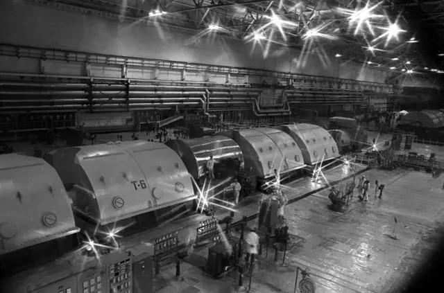 четвертий блок АЕС у квітні 1985