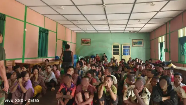 တအာင်းအကျဉ်းသားတွေ