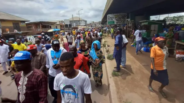 Awọn ọmọ ẹgbẹ APC nibi iwọde naa