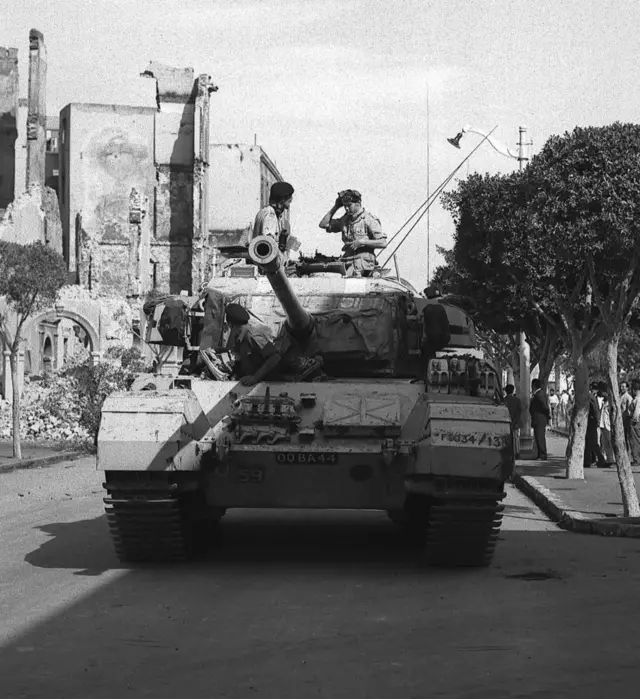 1956 சூயஸ் நெருக்கடி: உலக அதிகார சமநிலையை மாற்றிய திருப்புமுனை