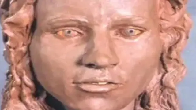 కరెన్ ఫేసియల్ రీకన్‌స్ట్రక్షన్‌ నమూనా
