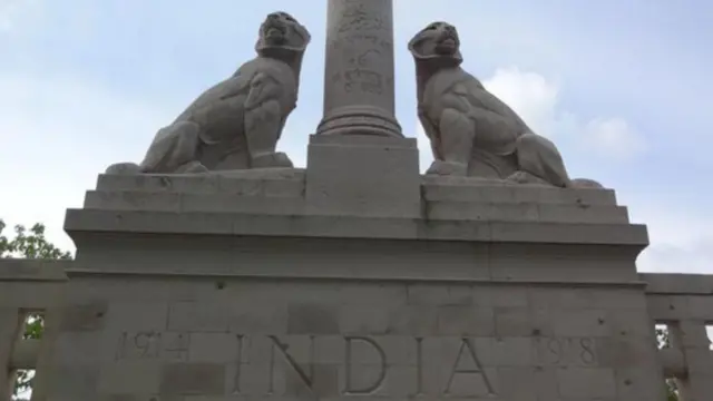 નવ-શફેલ ખાતેનું ભારતીય મૃત સૈનિક-શ્રમિક સ્મારક