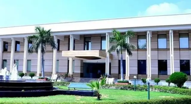 ساختمان سفارت افغانستان در هند