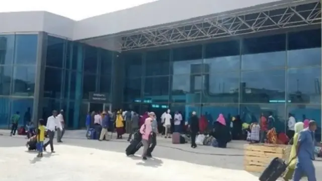 Garoonka Aadan Cadde