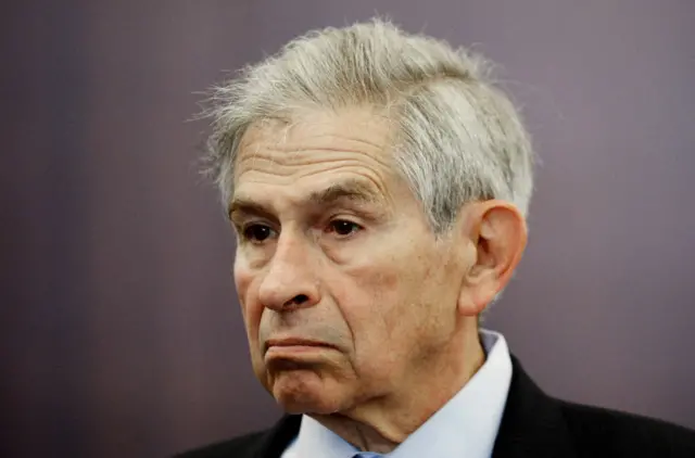 পল উলফোভিৎস