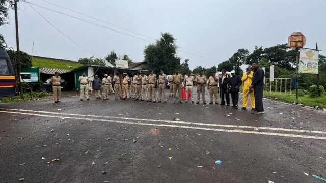 पोलिस बंदोबस्त