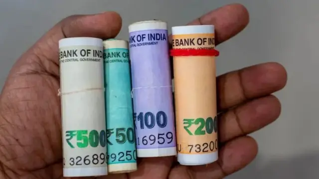 கரூர் காவல்துறையினர், குட்கா பறிமுதல் விவகாரம் 