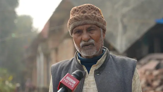 राम विलास पासवान कहते हैं कि क्या हम माफ़िया थे जो हमारा घर तोड़े गए?