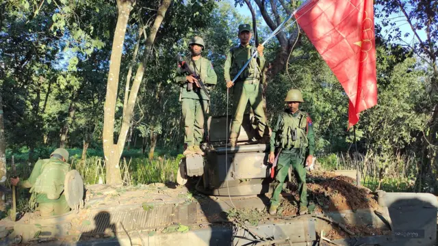 ရှမ်းမြောက် သန္နီမြို့တဝိုက် တိုက်ပွဲပြင်းထန်နေ၊ စစ်‌ရှောင်ပြည်သူတစ်ဦးသေဆုံး