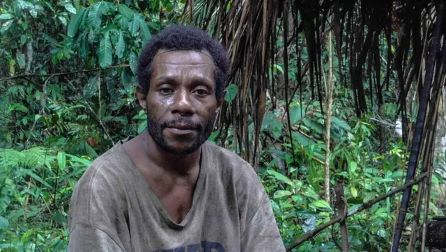 Kampung Omon, orang asli Papua