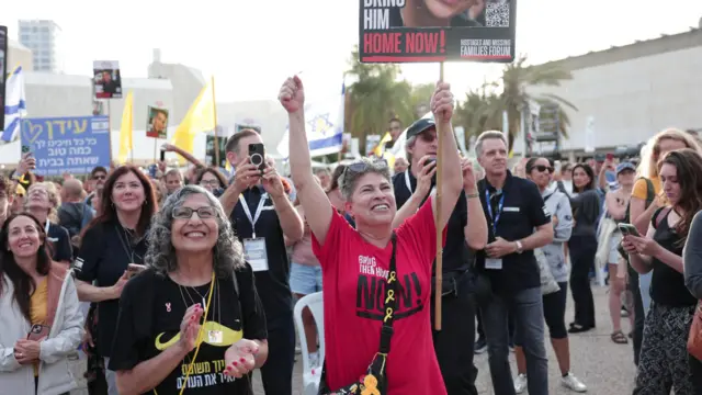 ساحة الرهائن خلال عملية إطلاق سراح الرهينة عيدان ألكسندر