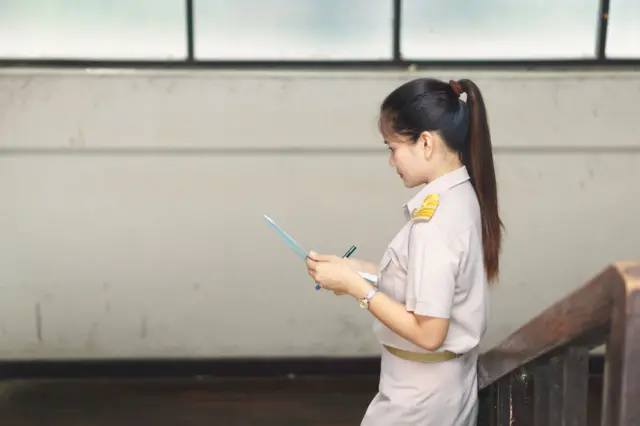 ข้าราชการ