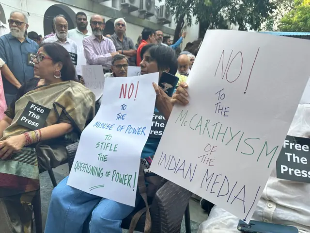 प्रेस की आज़ादी को लेकर दिल्ली में प्रदर्शन