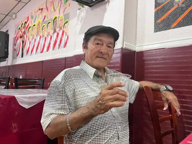 Alejandro Valderrama, "Figurita".