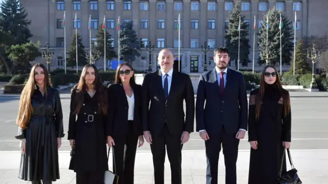 İlham Əliyev, Azərbaycan, prezident, növbədənkənar seçkilər