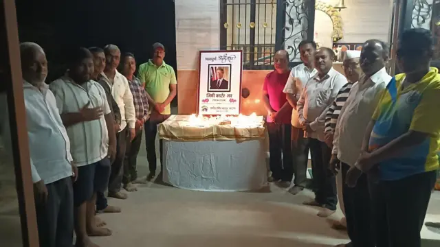 श्रद्धांजलीचा फोटो