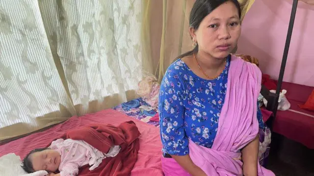 ত্রাণ শিবিরে কন্যা সন্তানের জন্ম দেওয়া মেরিনা সোরাম