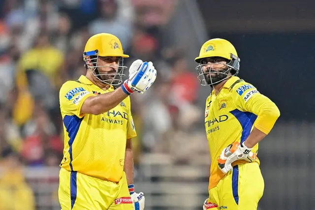 சிஎஸ்கே கேப்டனாக மீண்டும் தோனி - ருதுராஜுக்கு என்ன ஆனது?