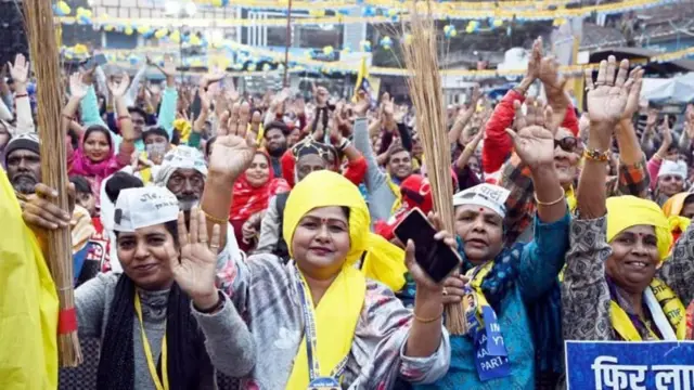 आम आदमी पक्षाचे कार्यकर्ते 