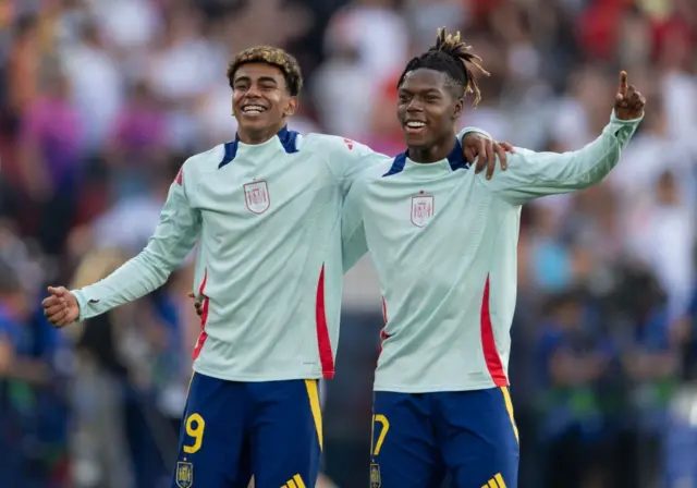 लामिन यमाल आणि निको विल्यम्स