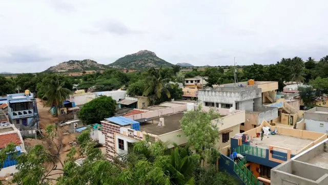 అనంతపురం, ఉమ్మడి కుటుంబం, హనుమంతరాయుడు, ముత్యాలప్ప, రాజేశ్వరి