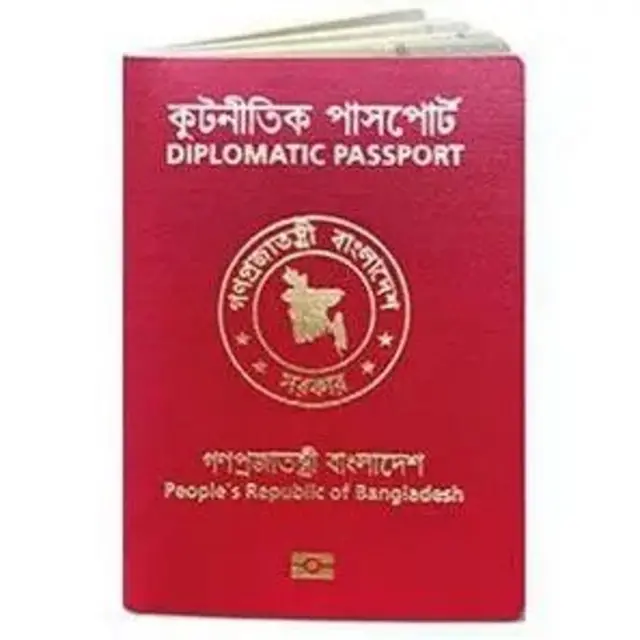 سفارتی پاسپورٹ کی بنیاد پر شیخ حسینہ انڈیا میں قانونی طور پر 45 دنوں تک رہ سکتی ہیں