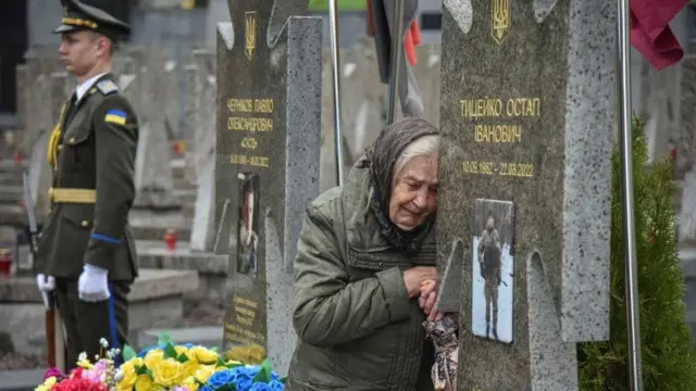 ukrajina, groblje u ukrajini