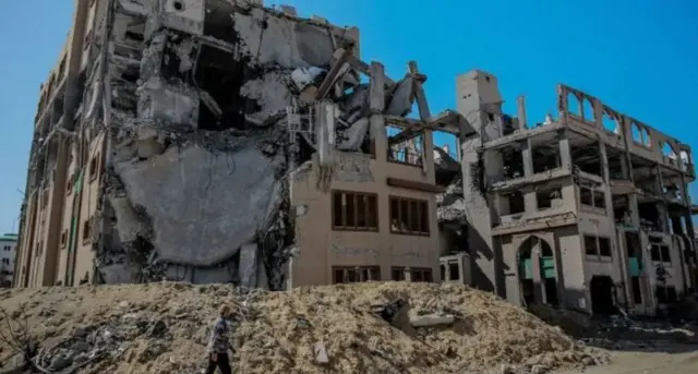 इसराइल के हमले में तबाह हुआ ग़ज़ा का इस्लामिक विश्वविद्यालय