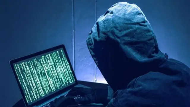 બીબીસી ગુજરાતી અમદાવાદ પોલીસ બોગસ સિમ કાર્ડ ક્રિકેટ સટ્ટો ક્રાઈમ મોબાઈલ ડિજિટલ ઍરેસ્ટ