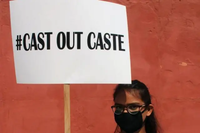 દલિત ઈસાઈને અનામતનો લાભ મળે, દલિત અત્યાચાર, પોલીસ કેસ, એસસી-એસટી એટ્રોસિટી એક્ટની જોગવાઈ, બૌદ્ધ શીખ અને હિંદુ દલિત, સુપ્રીમ કોર્ટનો શકવર્તી ચુકાદો, બીબીસી ગુજરાતી  