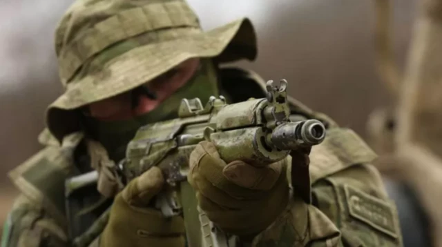 Гудерместе ыктыярчыларды Орусиянын спецназ университетинин инструкторлору машыктырат