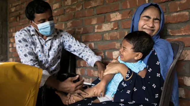 টিকাদান