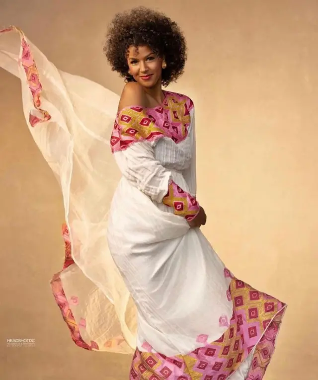 ሞዴል ስኒት ሃብተኣብ