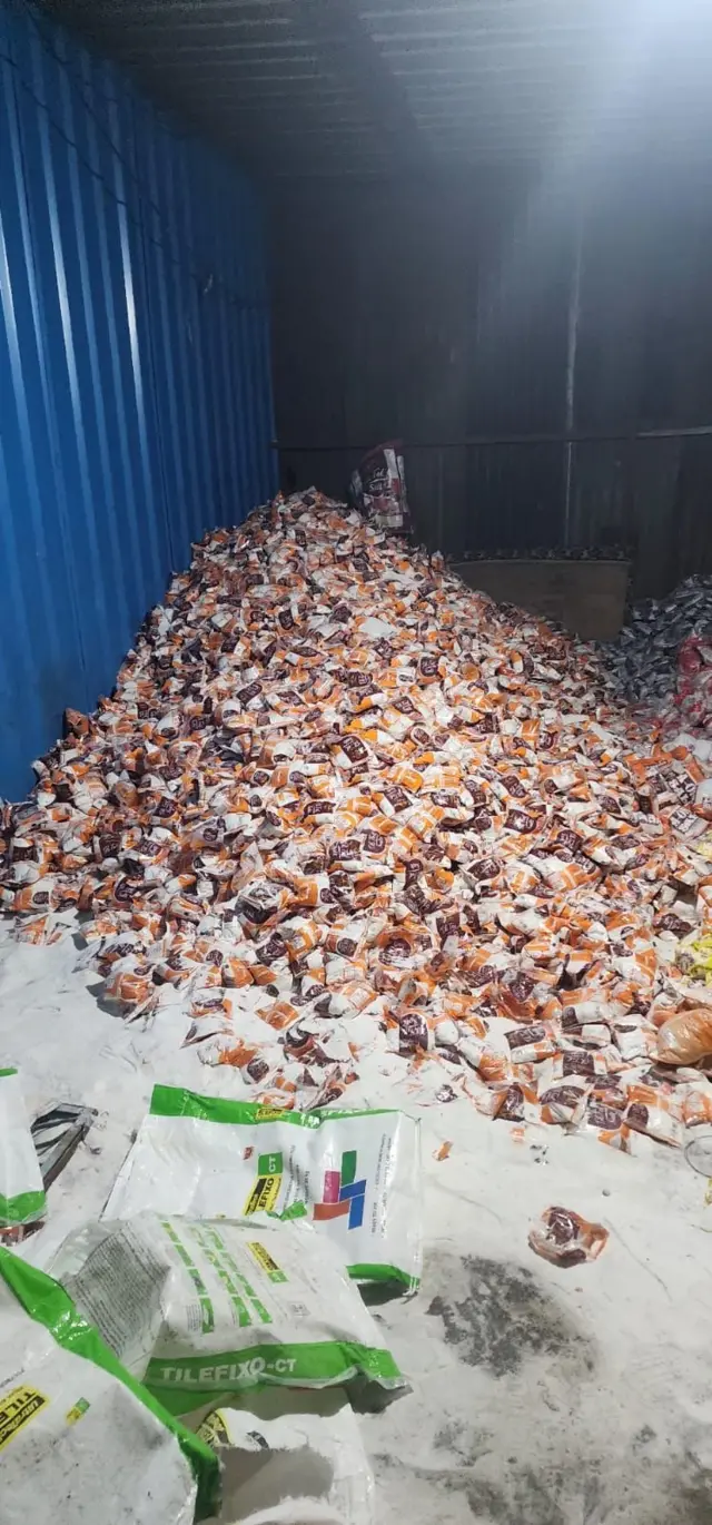 जप्त केलेला ड्रग्जचा साठा 