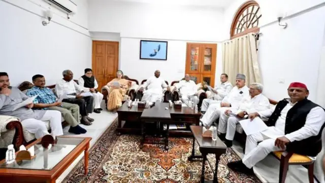 மக்களவைத் தேர்தல் 2024: கருத்துக் கணிப்பு