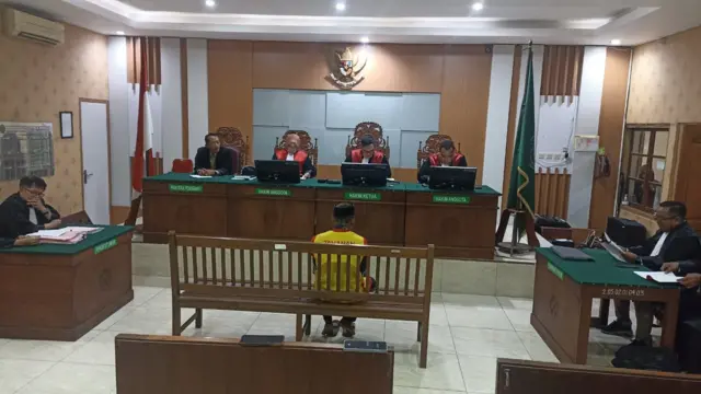 Maling ayam dipenjara