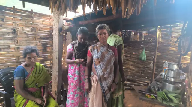 అఖిల్ కుటుంబం