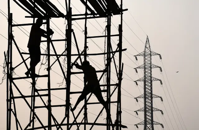 वीज कर्मचाऱ्यांच्या संपाविरोधात सरकारच्या हालचाली
