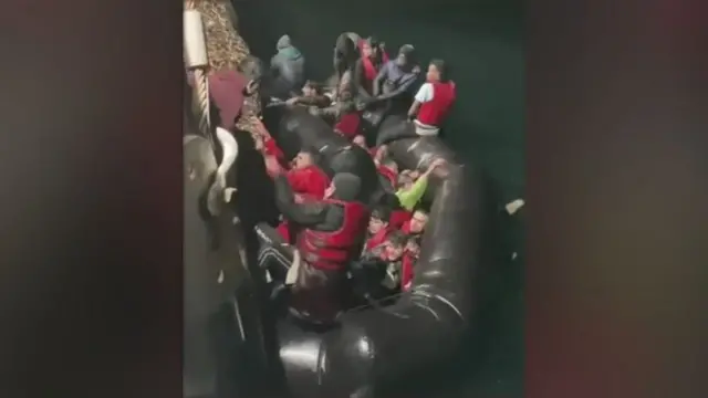 غرق شدن قایق حامل پناهجویان 