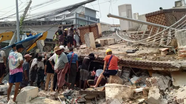 ကယ်ဆယ်ရေး ပြီးပြီ၊ အဆောက်အအုံ ရှင်းရေး အဆင့် ရောက်ပြီလို့ စစ်ကောင်စီ ပြော