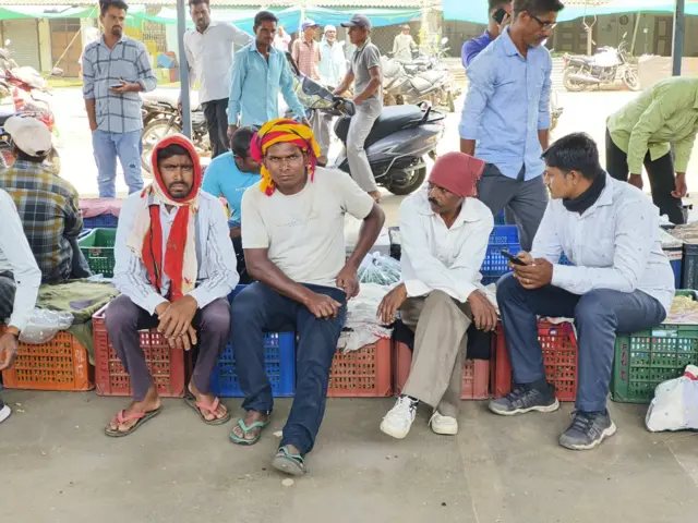 ખેડૂતોની માંગ છે કે તેમને પાકની સારી કિંમત મળે