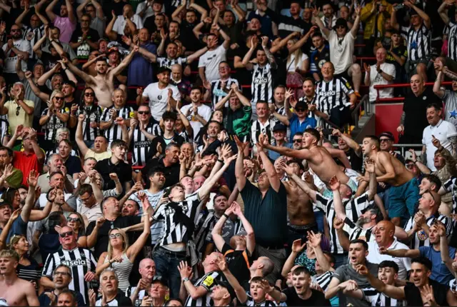 Aworan ifẹsẹwọnsẹ Premier league