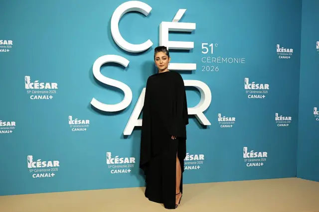 گلشیفته فراهانی در پنجاه و یکمین مراسم جایزه سزار در فرانسه