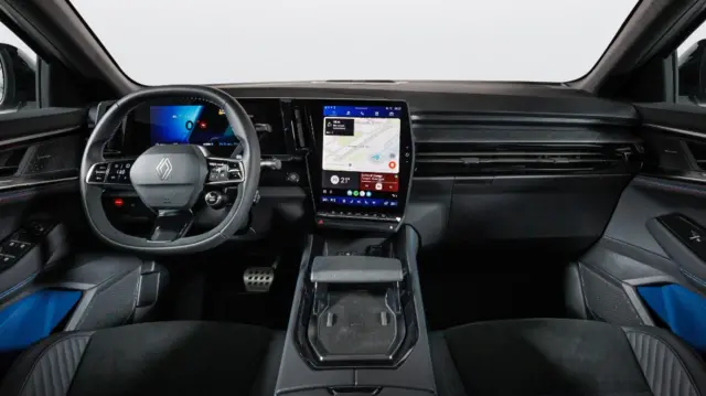 رافال، شاسی‌بلند لوکس رنو