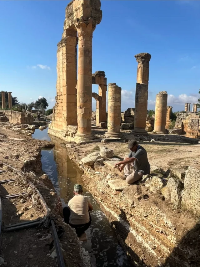  اوبو د شحات لرغونې سیمه سره جلا کړې ده