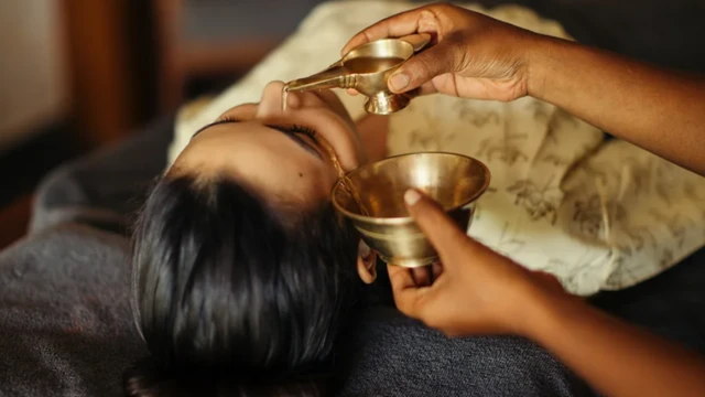 ஆயுர்வேதச் சிகிச்சை.